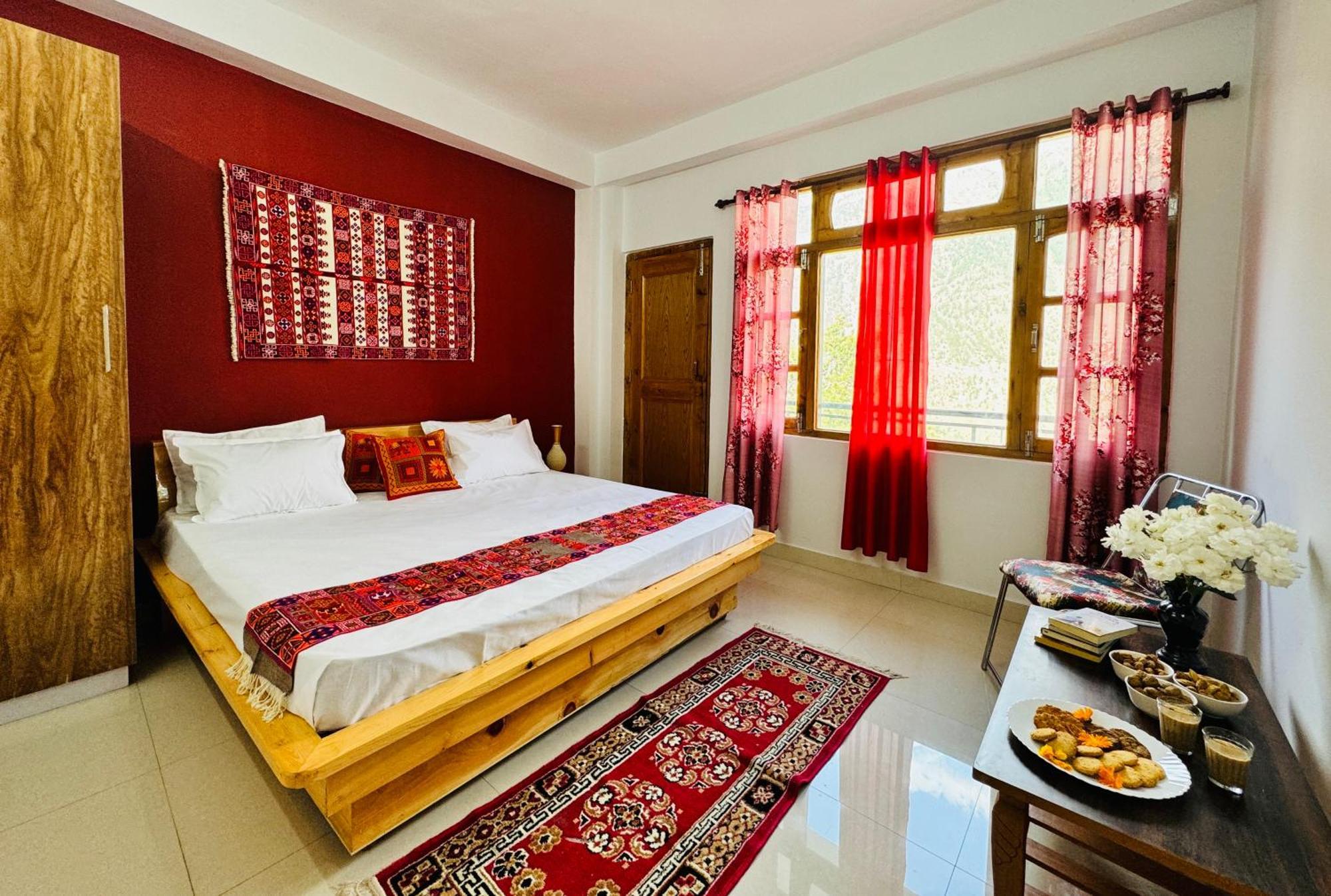 Pine View Retreat Homestay Kalpa Zewnętrze zdjęcie